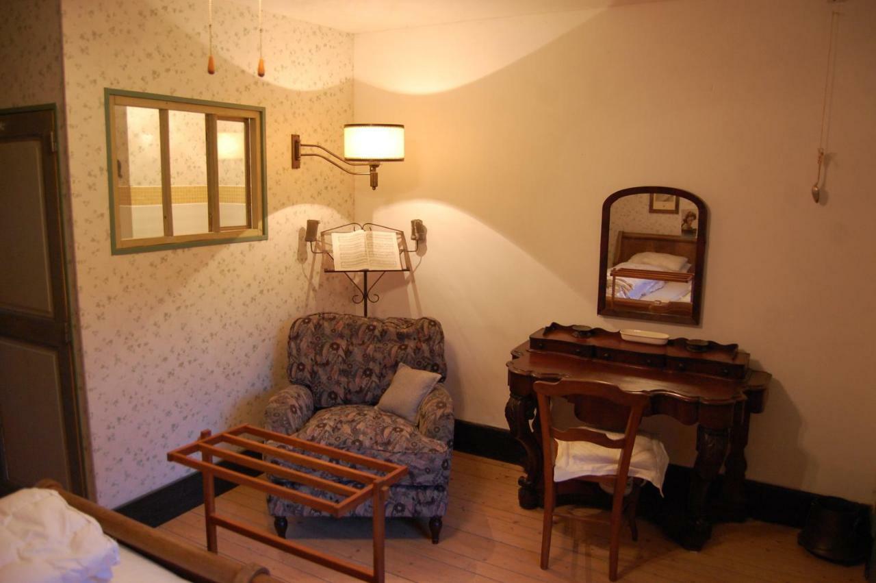 Chambres D'Hotes A L'Etang D'Yonne Arleuf エクステリア 写真